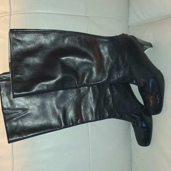 Kenneth Cole black leather tall boots - Picture 1 of 8